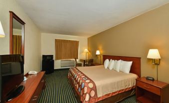 Super 8 by Wyndham Marshalltown