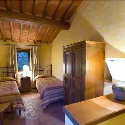 Castello di Meleto Wine Destination - Camere in Castello e Appartamenti Rooms