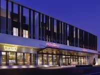 Mövenpick Hotel Tahlia Jeddah Hoteller i 