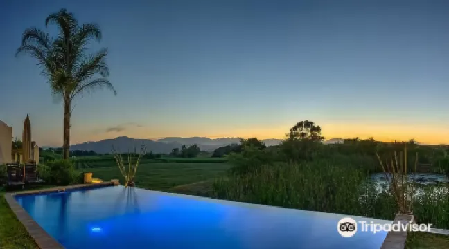 Thelab Robertson Hotels in 