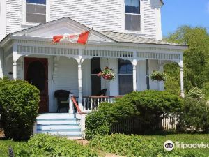 A Seafaring Maiden Bed and Breakfast