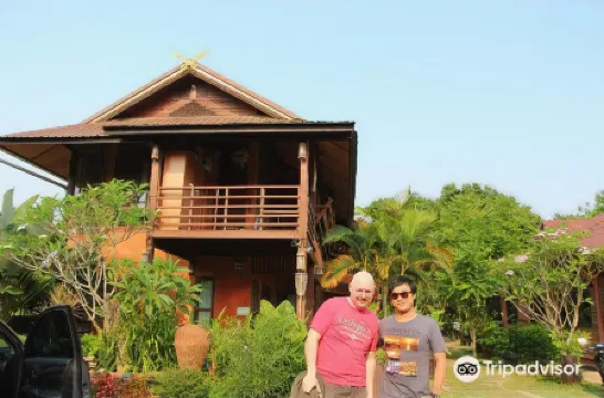 Namkhong Guesthouse and Resort