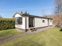 Well Furnished Mobile Home with Dishwasher Near Water Hotels in 