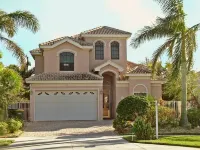 Sorrento Vacation Rental Hotels in Naples Park