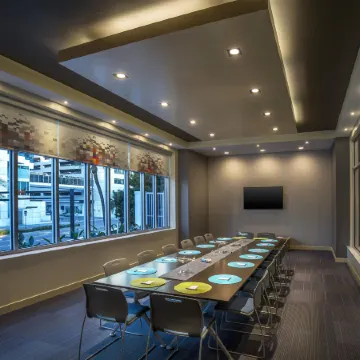 Aloft Tampa Downtown Отели рядом с достопримечательностью «Бейсбольный стадион Леджент Филдс»