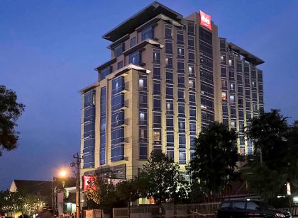 Ibis Semarang Simpang Lima