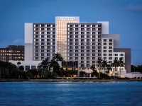 Pullman Miami Airport Hotels near Little Haiti