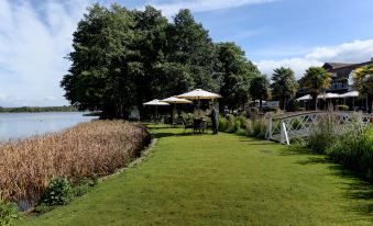 Cbh Frensham Pond Hotel