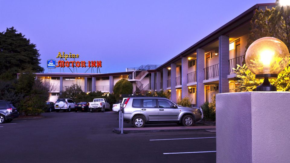 Alpine Motor Inn