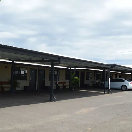 Injune Motor Inn