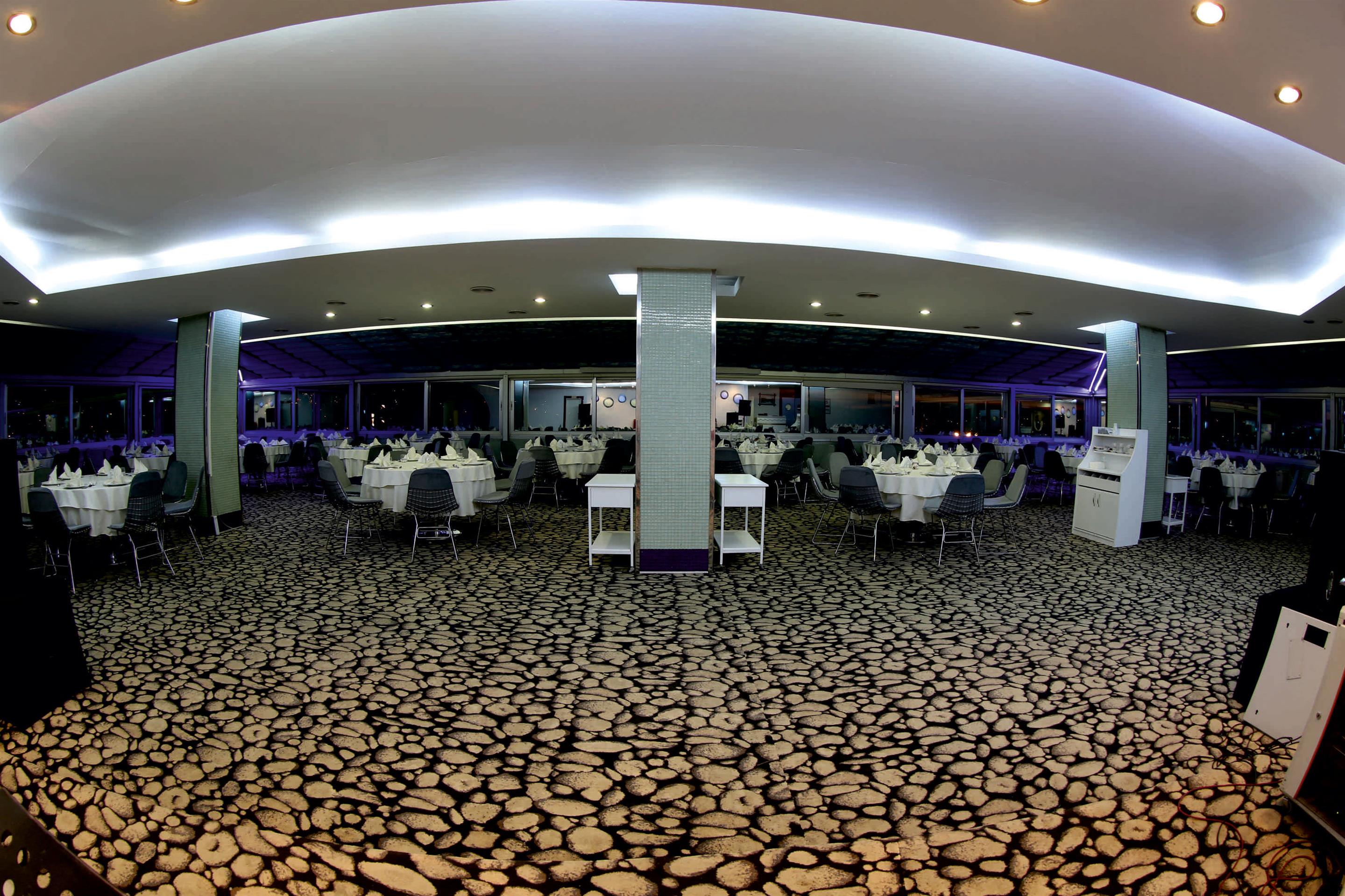 Ravanda Hotel