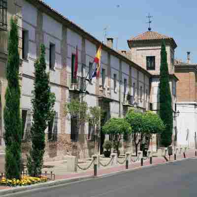 Parador de Alcala de Henares Hotel Exterior