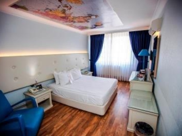 Hotel Etap Mola