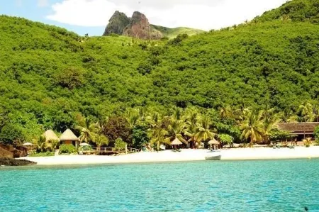 Octopus Resort Отели в г. Остров Дравака