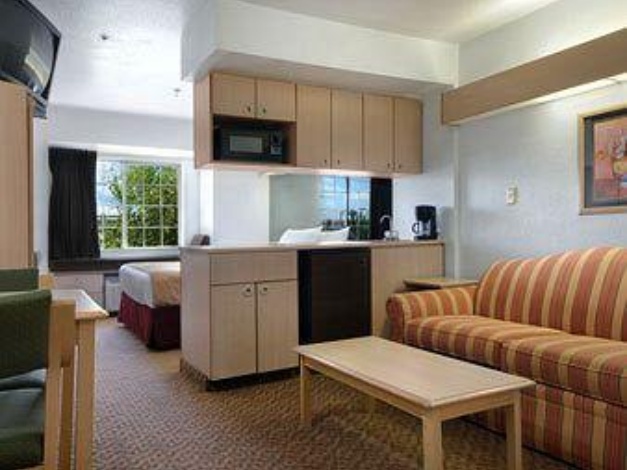 Quality Inn Downtown - near Market Square