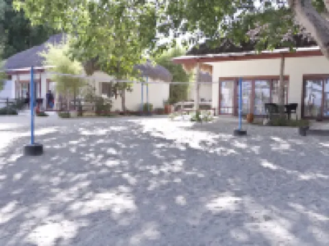 藍水馬裏巴哥海灘度假村 鄰近Freedive101的酒店