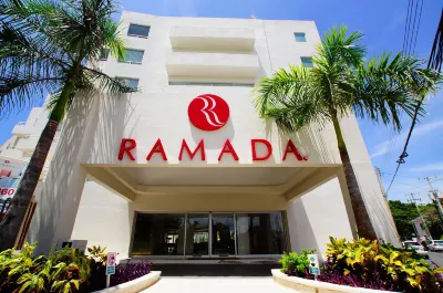 Adhara Express Hotels near Monumento a Chespirito