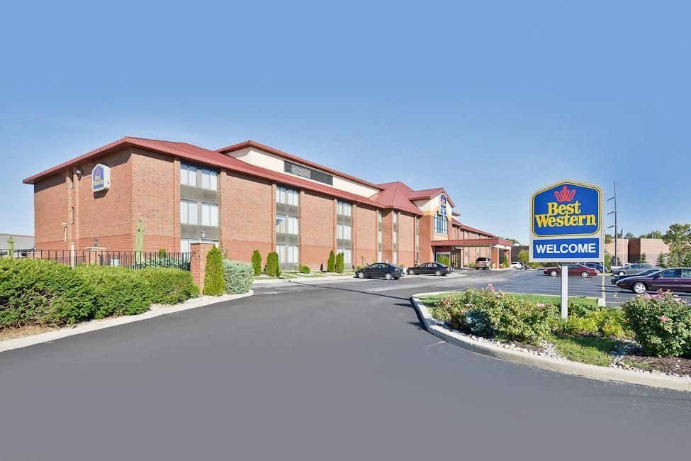 Best Western Luxbury Inn Fort Wayne