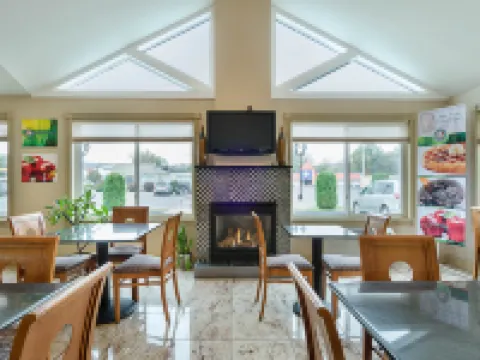 Quality Inn & Suites Northampton - Amherst Hotels in Hampshire County