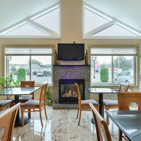 Quality Inn & Suites Northampton - Amherst