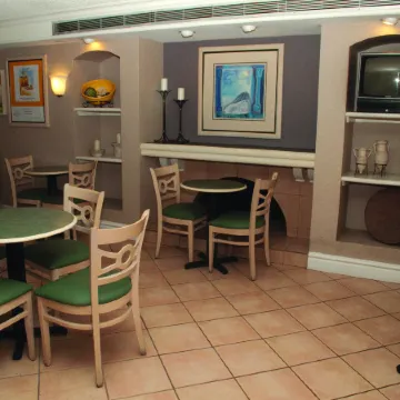 Days Inn by Wyndham San Diego Vista