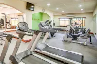 Best Western Plus Belize Biltmore Plaza - Phòng tập thể hình