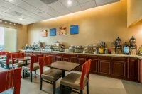 Comfort Inn & Suites Seattle North Hotels in Shoreline