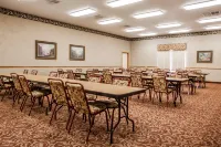 Comfort Inn Dyersville Near the Field of Dreams Hotels in Dubuque County