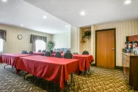 FairBridge Inn & Suites Batavia-Darien Amusement Park Hotels in Batavia