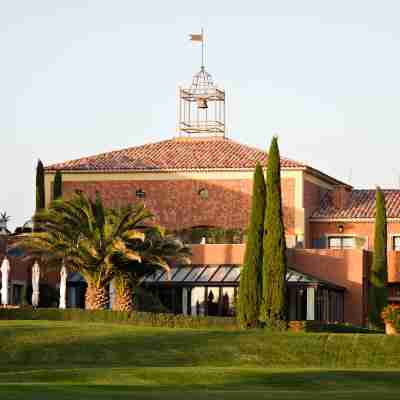 L'Hotel & Spa du Castellet Hotel Exterior