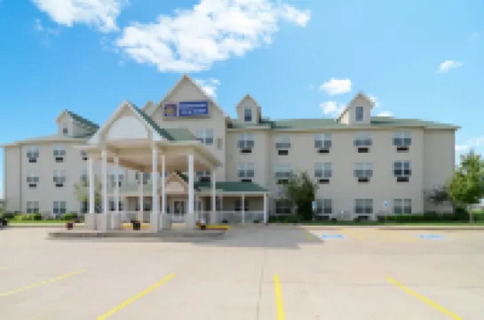 Comfort Inn & Suites Independence Hotels in 