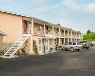 Econo Lodge Franklin Hotels in Franklin