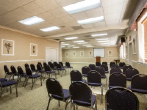 ควอลิตี้ อินน์แอนด์สวีทส์ กรีนวิลล์ - เฮย์วูดมอลล์ โรงแรมในกรีนวิลล์