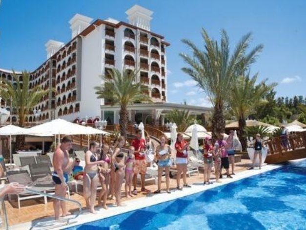 Quattro Beach Spa & Resort - All Inclusive