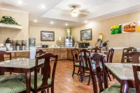 Quality Inn Alcoa Knoxville - parking