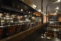 Royal Pines Hotel Urawa - Bar
