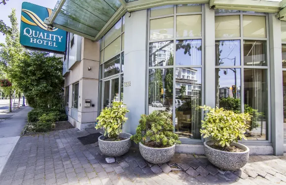 溫哥華機場Comfort酒店