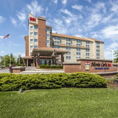 Monte Carlo Inn Vaughan Suites Hôtels à proximité de : North York Centennial Centre