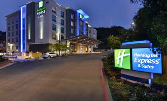 Holiday Inn Express & Suites San Diego - Mission Valley