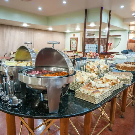 Dan Inn Planalto São Paulo Отели рядом с достопримечательностью «Площадь Патиу-ду-Колежиу»