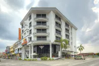 Arenaa Batik Boutique Hotels near Gerai Ikan Duyung