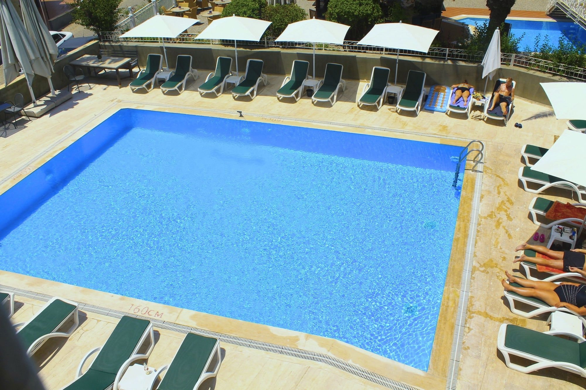 Yunus Hotel