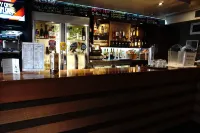 Bay Motel Hotel Hotels in Glenelg South