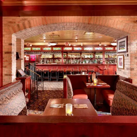Club Quarters Hotel, Central Loop