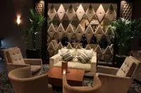 Holiday Inn LONDON - KENSINGTON HIGH ST. by IHG - bar