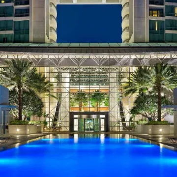 Signia by Hilton Diplomat Beach Resort