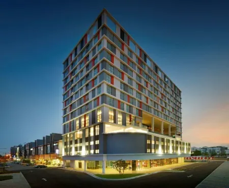 Kip Hotel Отели рядом с достопримечательностью «KL Tzu-Chi Jing Si Hall»