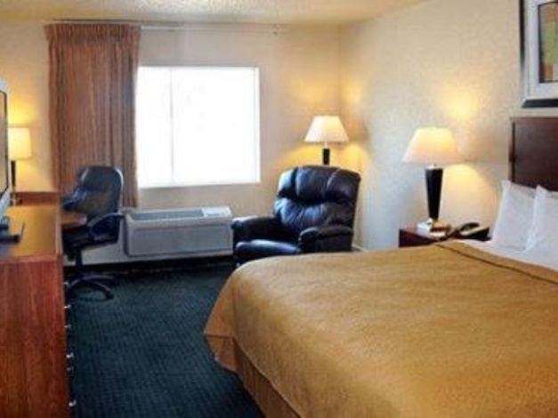 Quality Inn & Suites Conference Center and Water Park