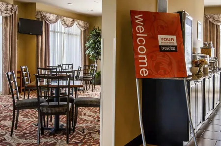 Comfort Suites Jackson-Cape Girardeau Отели в г. Шони Тауншип