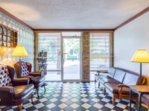 Mountain Home Inn Hotels in Baxter County